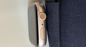 Good
													Apple Watch Series 9 45mm - Pink, A2980 - GPS, Aluminum, photo 5 of 6