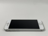 Apple iPhone 7