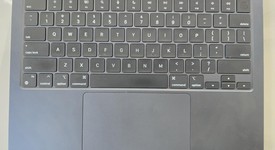 Mint
													MacBook Air 2022 (M2) - 13" - Apple M2, Midnight, 256 GB, 8 GB, photo 3 of 10