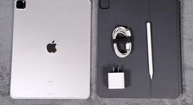 Mint
													Apple iPad Pro 12.9" 5th Gen 2021 - Unlocked, Silver, 512 GB, photo 3 of 12