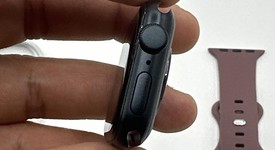 Mint
													Apple Watch SE 2nd Gen 40mm - Midnight, A2722 - GPS, Aluminum, photo 2 of 5