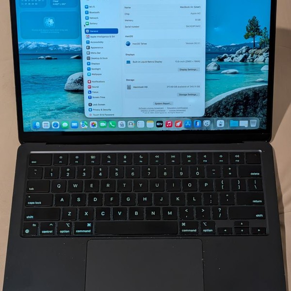 MacBook Air 2022 (M2) - 13 inch - 256 GB, Midnight, 8 GB, Apple M2
