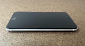 Mint
													Apple iPhone SE 2nd Gen 2020 - Unlocked, White, 128 GB, A2275, photo 4 of 8