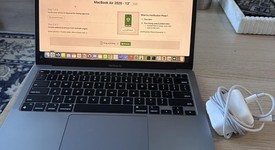 Good
													MacBook Air 2020 - 13" - Apple M1, Silver, 128 GB, 8 GB, photo 1 of 7