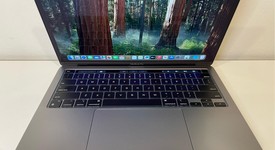 Good
													MacBook Pro 2020 - 13" - Apple M1, Gray, 1 TB, 16 GB, photo 2 of 7