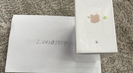 New
													Apple iPhone Xs - AT&T, Gold, 64 GB, A1920, photo 3 of 3