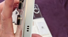 Mint
													Nothing Phone (3) - Unlocked, White, 512 GB, 16 GB, photo 4 of 8