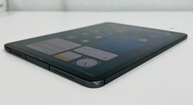 Good
													Apple iPad Air 5th Gen - Unlocked, Gray, 64 GB, A2589, photo 4 of 9