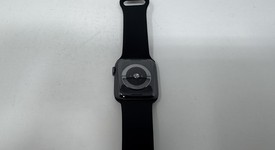 Good
													Apple Watch Series 4 40mm - Unlocked, Gray, A1975 - Cellular, Aluminum, photo 2 of 6