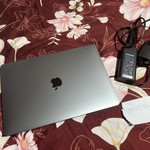 Good MacBook Pro 2020 - 13 inch - 512 GB, Gray, 16 GB, Intel Core i5