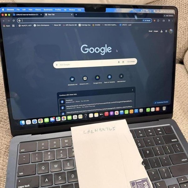 MacBook Air 2022 (M2) - 13 inch - 256 GB, Gray, 8 GB, Apple M2