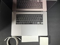 MacBook Pro 2019 - 16"