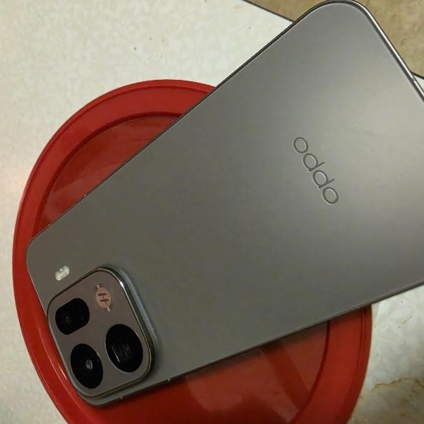 Oppo Find X9 Pro - Unlocked Non-US, 512 GB, Titanium Charcoal, 16 GB