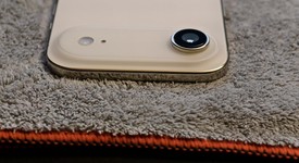 Mint
													Apple iPhone Air - Unlocked, Light Gold, 256 GB, A3260, photo 3 of 11