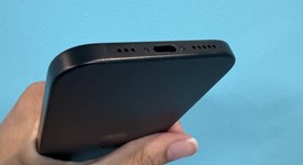 Mint
													Apple iPhone 15 - Unlocked, Black, 128 GB, A2846, photo 6 of 6