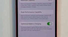 Fair
													Apple iPhone 13 - T-Mobile, Red, 128 GB, A2482, photo 2 of 7