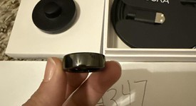 Mint
													Oura Ring Gen 3 - Black, Size 8, Horizon, photo 2 of 4