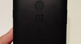 Good
													OnePlus 5T - Unlocked, Black, 64 GB, 6 GB, photo 5 of 8