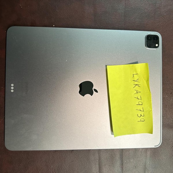 Apple iPad Pro 12.9 inch 6th Gen 2022 - Wi-Fi, 256 GB, Gray