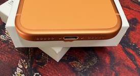 Mint
													Apple iPhone 17 Pro - Verizon, Cosmic Orange, 512 GB, A3256, photo 5 of 9