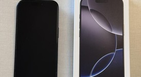 Mint
													Apple iPhone 16 Pro - Unlocked, Black, 256 GB, A3083, photo 2 of 11
