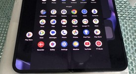 Mint
													Google Pixel 9 Pro Fold - Unlocked, Obsidian, 512 GB, GGH2X, photo 1 of 4