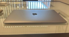 Good
													MacBook Air 2020 - 13" - I5, Gray, 512 GB, 8 GB, photo 4 of 17