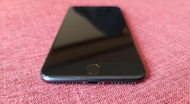Fair
													Apple iPhone 7 Plus - Unlocked, Black, 32 GB, A1661, photo 2 of 11