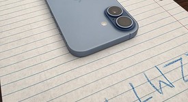 Mint
													Apple iPhone 17 - Unlocked, Mist Blue, 256 GB, A3258, photo 2 of 8