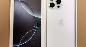 Mint
													Apple iPhone 16 Pro Max - Unlocked, White, 256 GB, A3084, photo 3 of 10