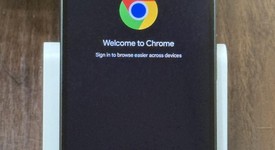 Mint
													Google Pixel 9 - Unlocked, Obsidian, 128 GB, 12 GB, G2YBB, photo 3 of 8