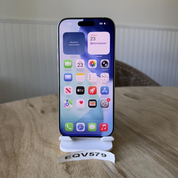 Apple iPhone 16 Pro - Unlocked, 256 GB, White, A3083