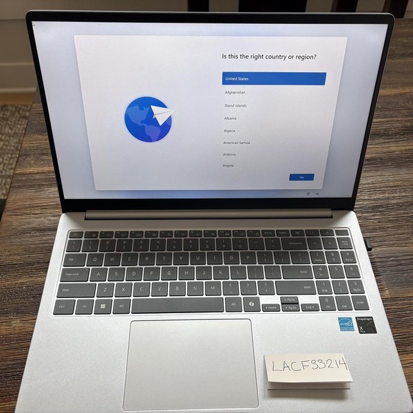 Samsung Galaxy Book4 Edge - 512 GB, Sapphire, 16 GB, 15.6 inch