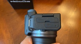 Mint
													Canon EOS R10, photo 2 of 19