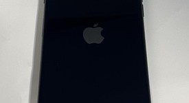 Good
													Apple iPhone SE 3rd Gen 2022 - Verizon, Midnight, 64 GB, A2595, photo 4 of 5