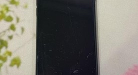 Fair
													Apple iPhone SE 2nd Gen 2020 - Unlocked, Black, 128 GB, A2275, photo 2 of 9