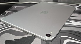 Mint
													Apple iPad Pro 11" 2018 - Unlocked, Silver, 64 GB, A2013, photo 4 of 6