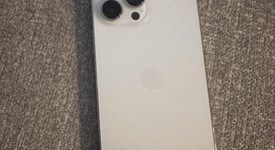 Good
													Apple iPhone 13 Pro Max - Unlocked, Gold, 256 GB, A2484, photo 4 of 6