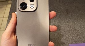 Mint
													Oppo Find X9 Pro - Unlocked Non-US, Titanium Charcoal, 512 GB, 16 GB, photo 5 of 9