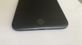 Good
													Apple iPhone 7 Plus - AT&T, Black, 256 GB, 3 GB, A1784, photo 5 of 10