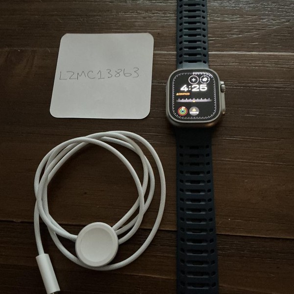 Apple Watch Ultra 49mm - T-Mobile, Titanium, A2622