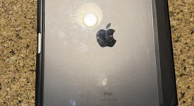 Fair
													Apple iPad Pro 11" 2018 - Unlocked, Gray, 64 GB, A2013, photo 1 of 7