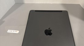Fair
													Apple iPad 9th Gen - Unlocked, Gray, 64 GB, A2603, photo 3 of 7