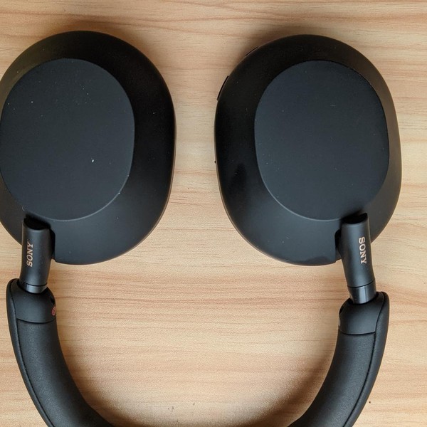 Sony WH-1000XM5 - Black