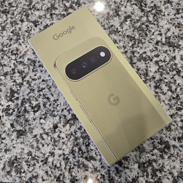 Google Pixel 11 - Unlocked, 256 GB, Pistachio, 12 GB, GPQQ7