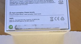 New
													Apple AirPods Pro 3, photo 2 of 3