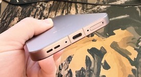 Mint
													Oppo Find X9 Pro - Unlocked Non-US, Titanium Charcoal, 512 GB, 16 GB, photo 5 of 8