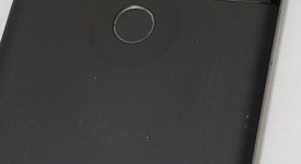 Good
													Google Pixel 2 XL - Unlocked, Black, 64 GB, Google Edition, photo 1 of 5