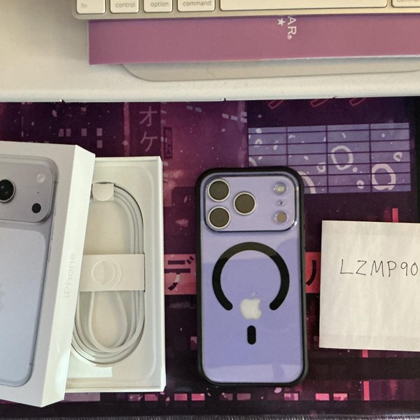 Apple iPhone 17 Pro - Unlocked, 256 GB, Silver, A3256