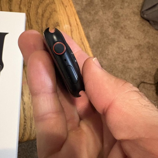 Apple Watch SE 2nd Gen 44mm - Unlocked, Midnight, A2727 - Cellular, Aluminum